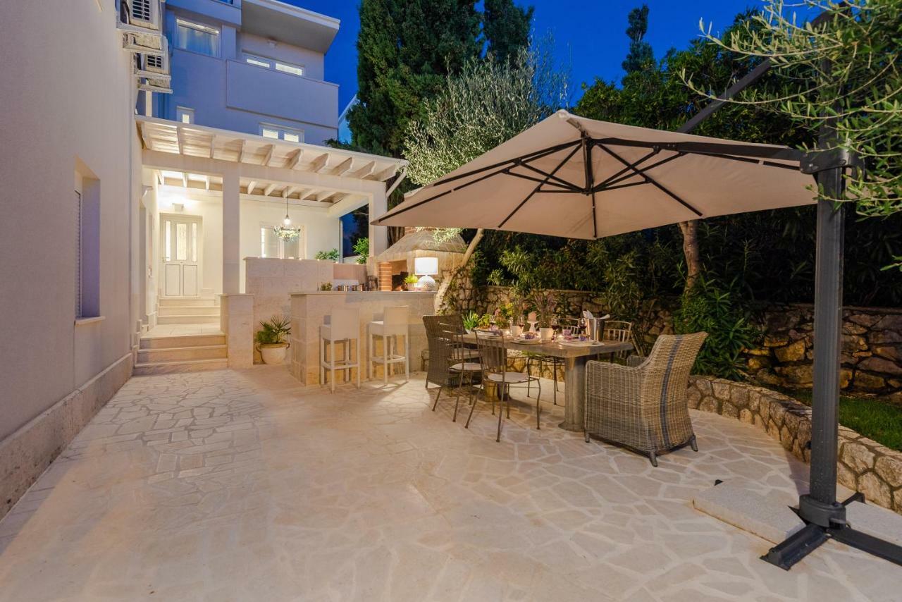 Villa Bella With Pool 诺瓦利娅 外观 照片